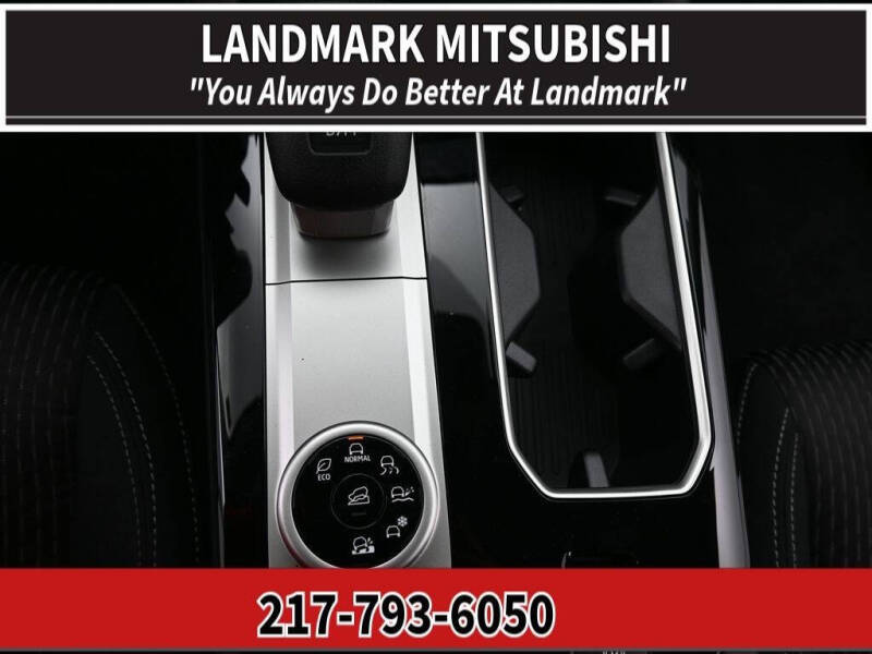2026 Mitsubishi Outlander ES