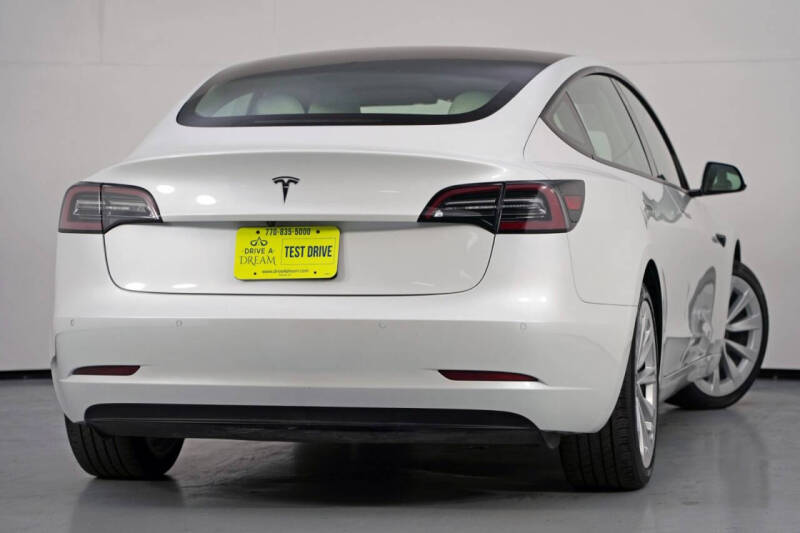 2021 Tesla Model 3 Standard Range Plus