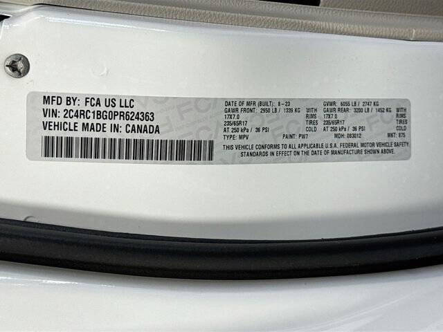 2023 Chrysler Pacifica Touring L