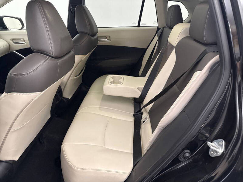 2022 Toyota Corolla Cross XLE