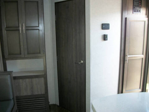 2020 Sunset Trail Ultra lite 331BH