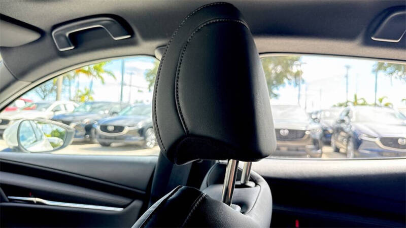 2024 Mazda Mazda3 Hatchback 2.5 S Preferred