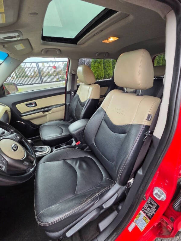 2013 Kia Soul +
