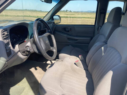 2003 Chevrolet S-10 LS