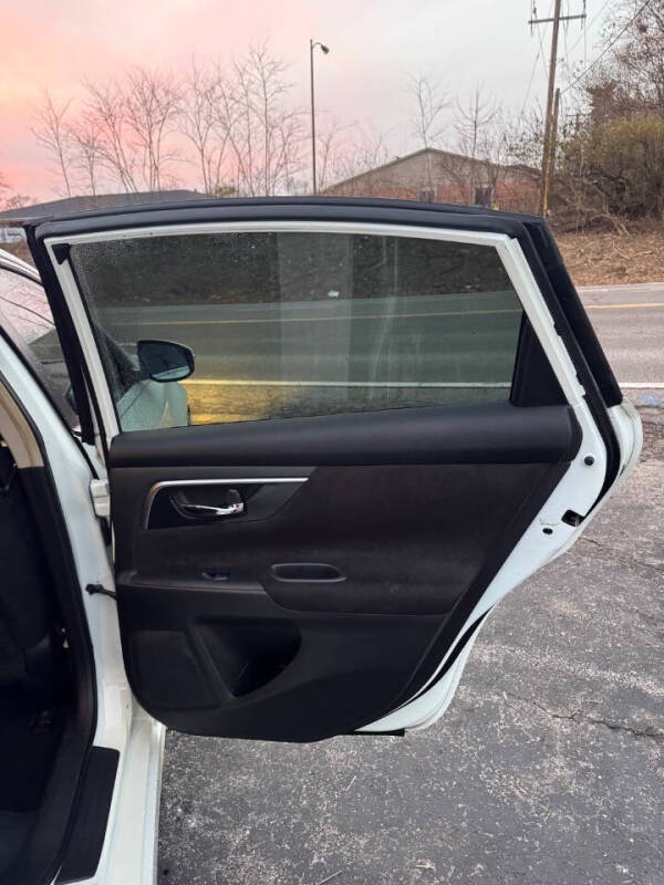 2013 Nissan Altima 2.5 SV