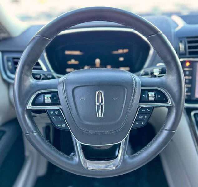 2020 Lincoln Continental Standard