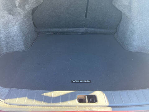 2017 Nissan Versa 1.6 SV