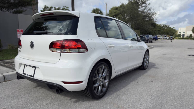 2013 Volkswagen GTI Wolfsburg Edition
