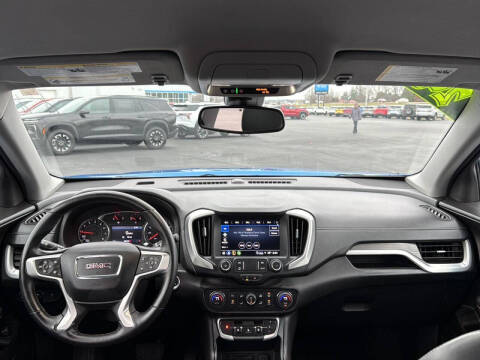 2024 GMC Terrain SLT