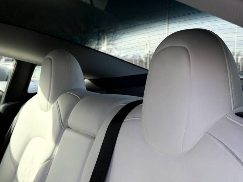 2022 Tesla Model 3 Performance