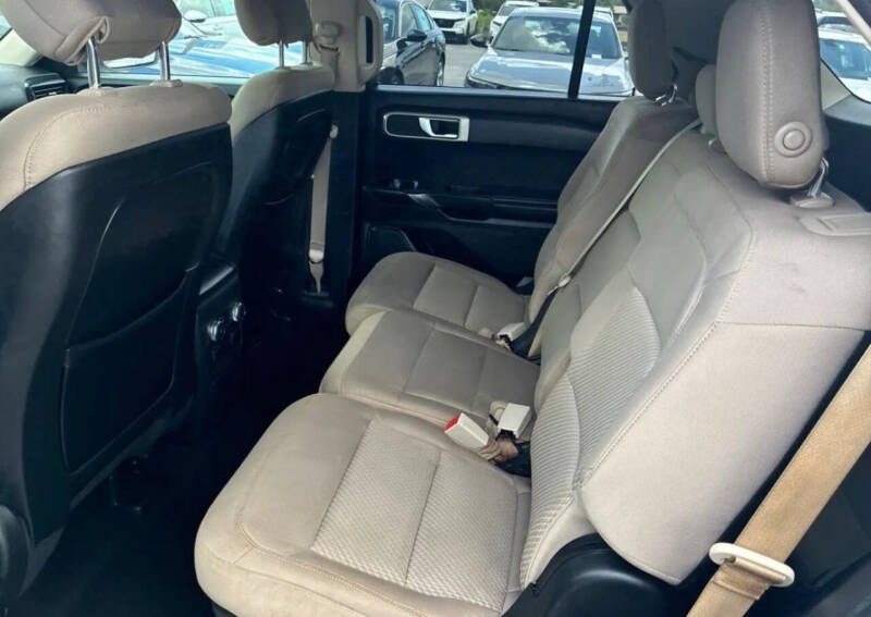 2020 Ford Explorer