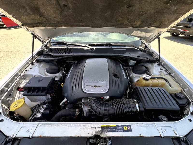 2005 Chrysler 300 C