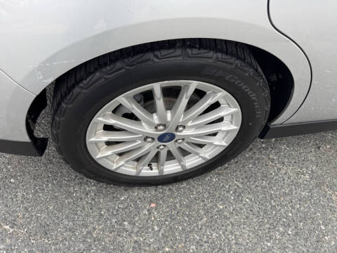 2013 Ford C-MAX Hybrid SEL