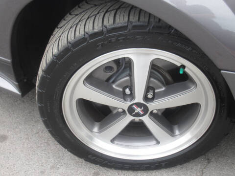 2004 Ford Mustang Mach 1 Premium