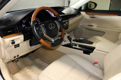 2013 Lexus ES 300h