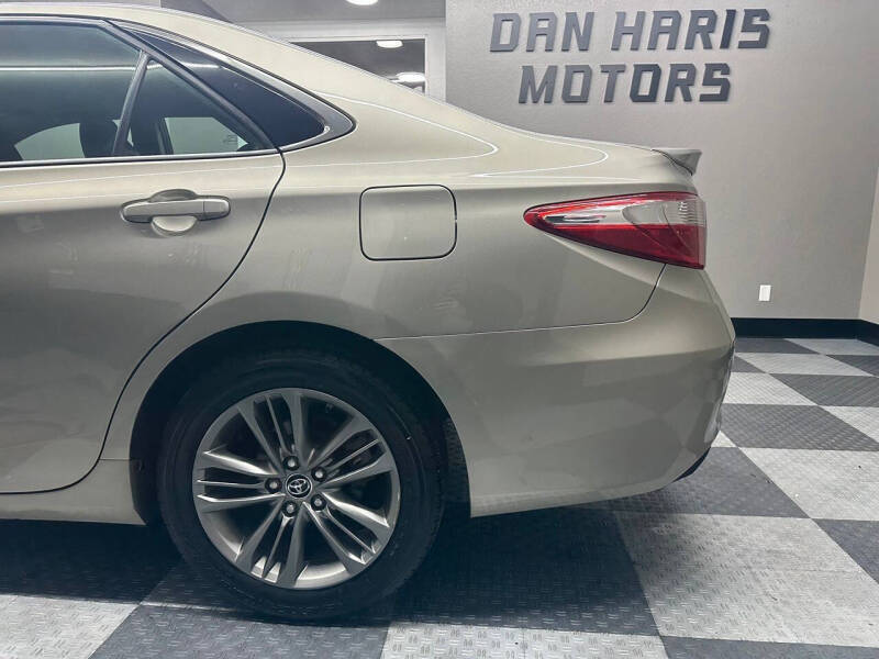 2015 Toyota Camry SE