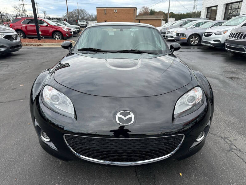 2012 Mazda MX-5 Miata Grand Touring Hard Top photo 2