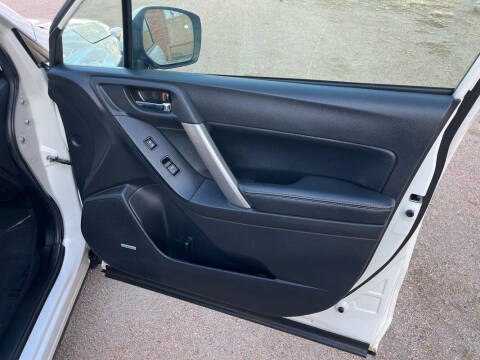 2015 Subaru Forester 2.0XT Touring