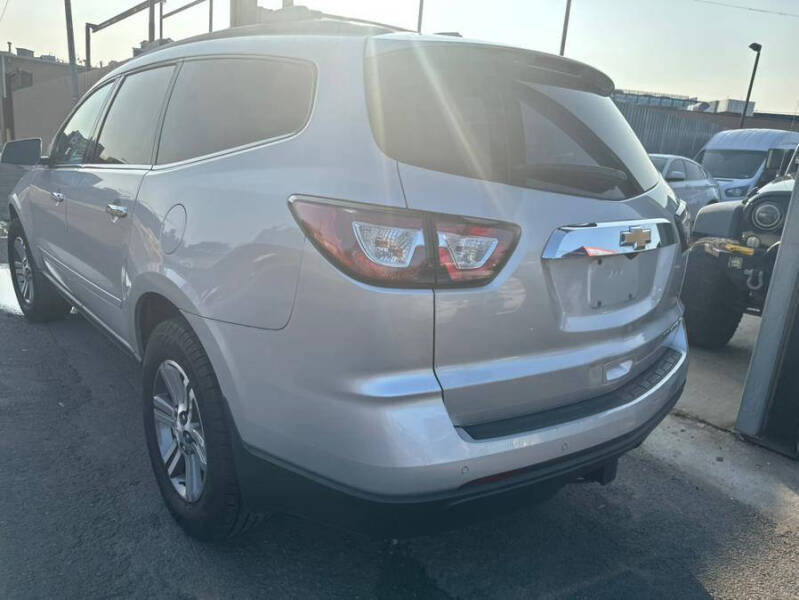 2016 Chevrolet Traverse LT