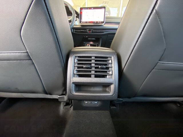 2025 Volkswagen Golf GTI SE