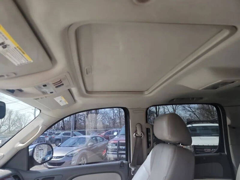 2011 GMC Yukon XL SLT