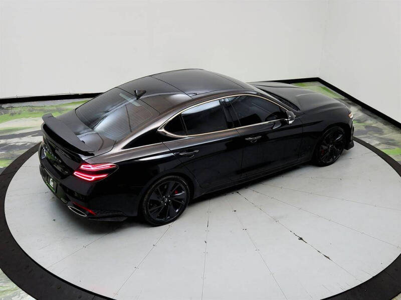 2022 Genesis G70