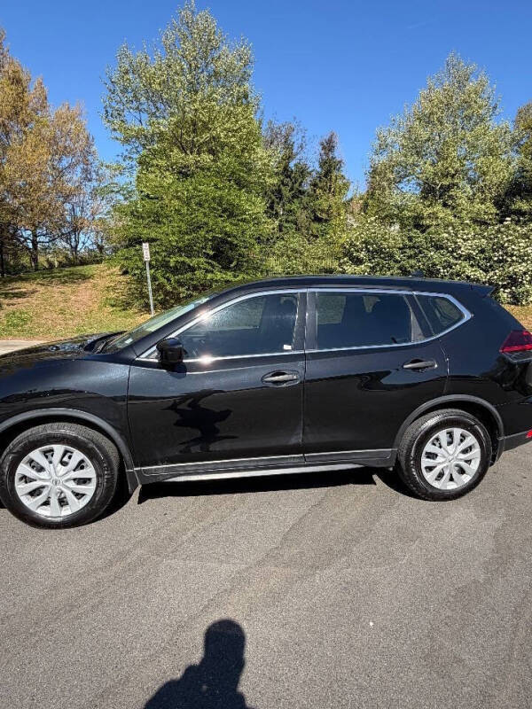 2020 Nissan Rogue S