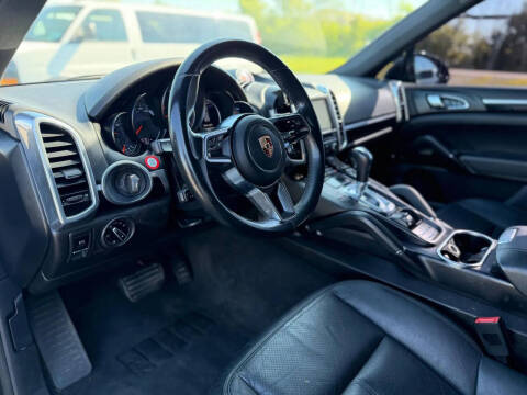 2016 Porsche Cayenne