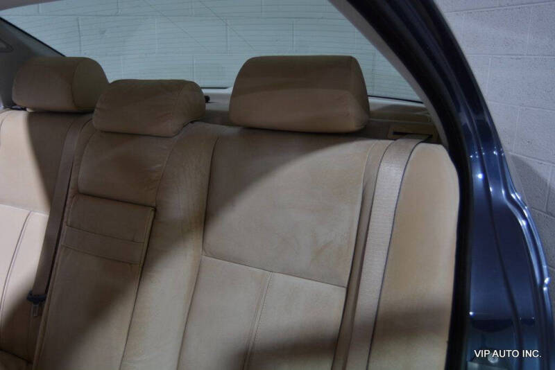 2002 BMW 5 Series 525i