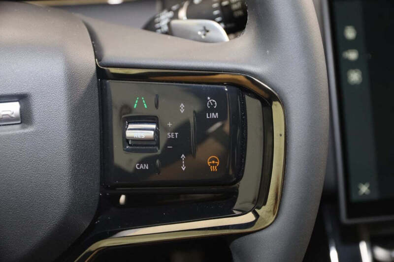 2024 Land Rover Range Rover Evoque P250 Dynamic SE