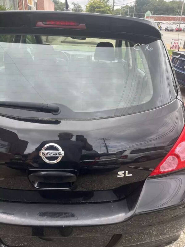 2011 Nissan Versa 1.8 S