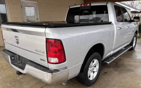 2017 RAM 1500 SLT