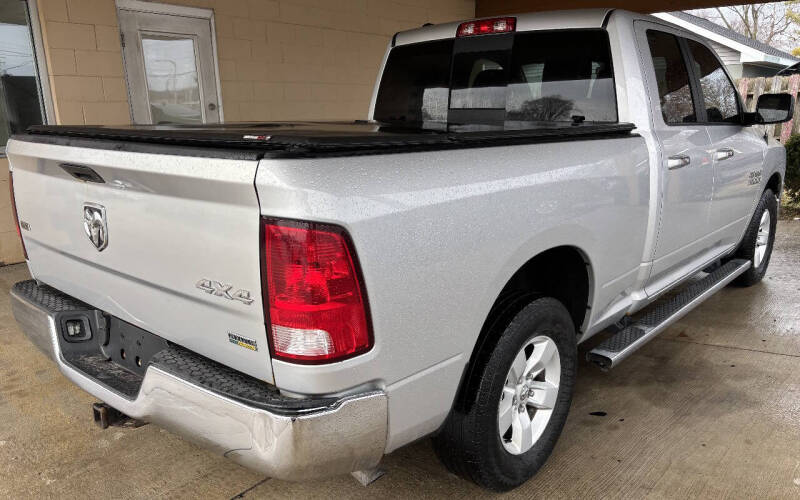 2017 RAM 1500 SLT