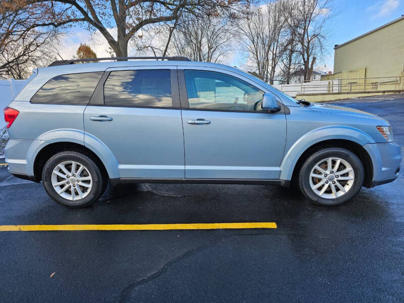 2013 Dodge Journey SXT photo 12