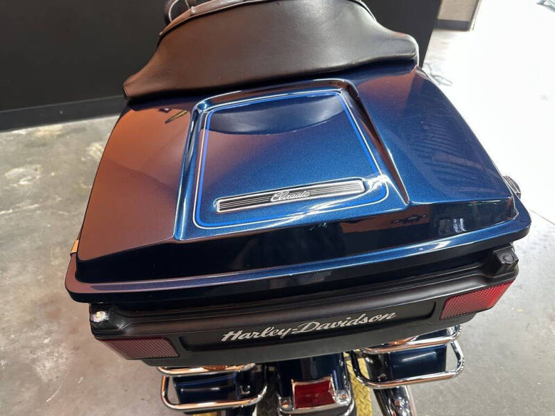 2001 Harley-Davidson® FLHTC - Electra Glide® Cl