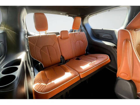 2024 Chrysler Pacifica Pinnacle