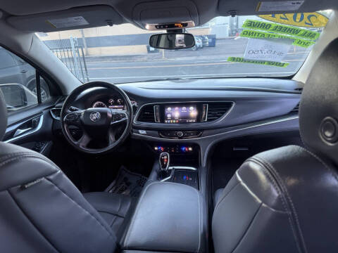 2021 Buick Enclave Essence