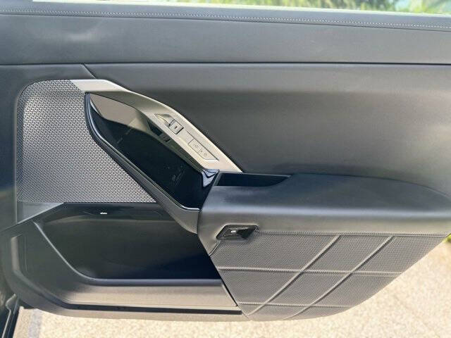 2024 BMW 7 Series 750e xDrive