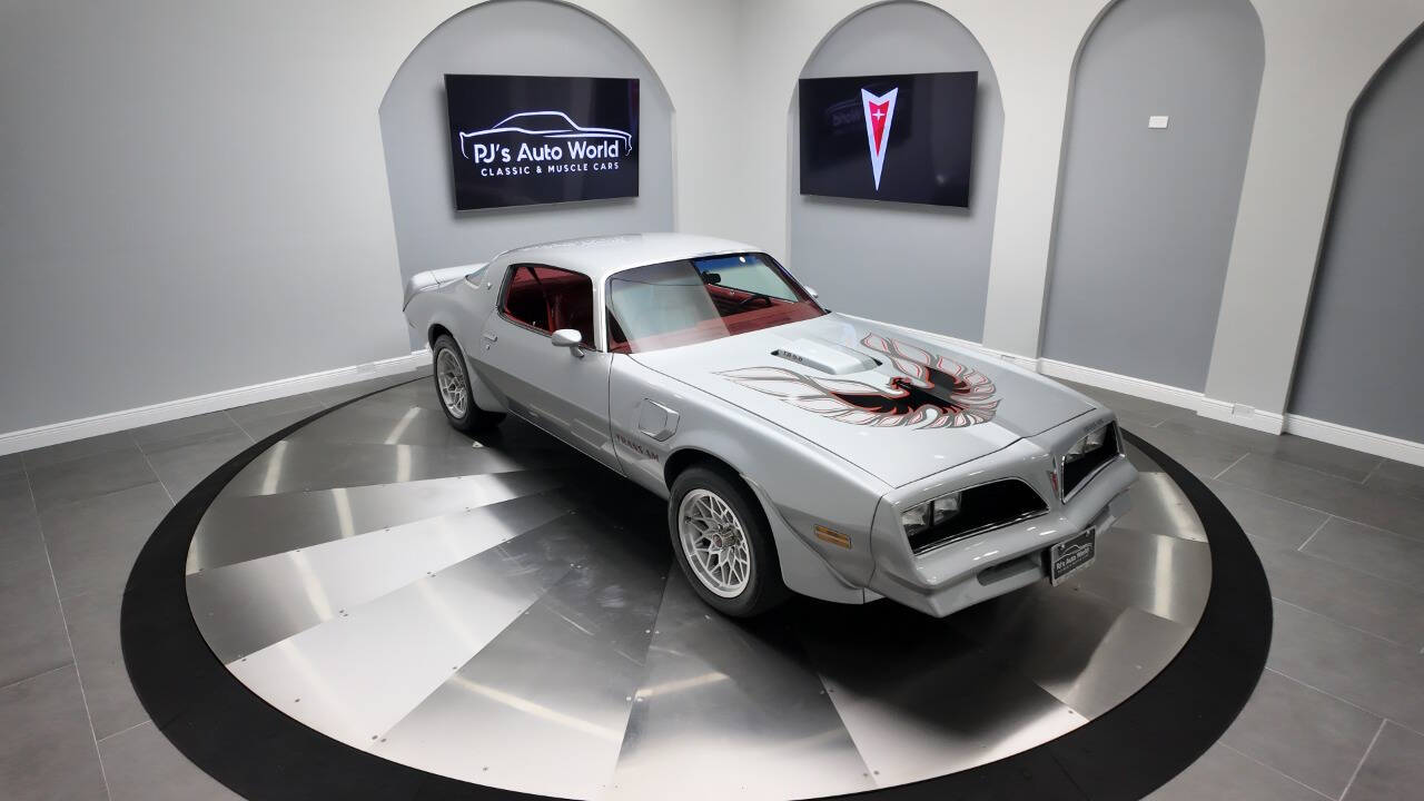 1977 Pontiac Trans Am 38