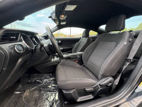 2016 Ford Mustang V6