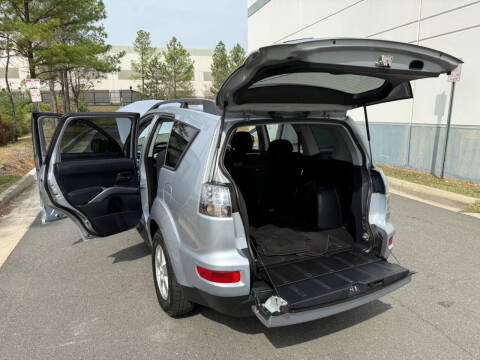 2010 Mitsubishi Outlander ES