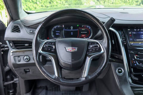 2019 Cadillac Escalade Platinum