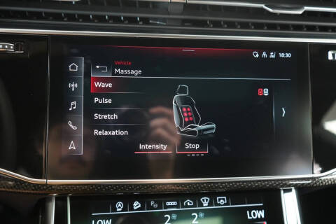 2023 Audi SQ8 4.0T quattro Premium Plus