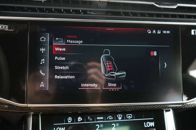 2023 Audi SQ8 4.0T quattro Premium Plus