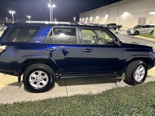 2022 Toyota 4Runner SR5