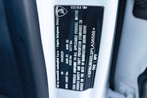 2023 Lamborghini Urus S