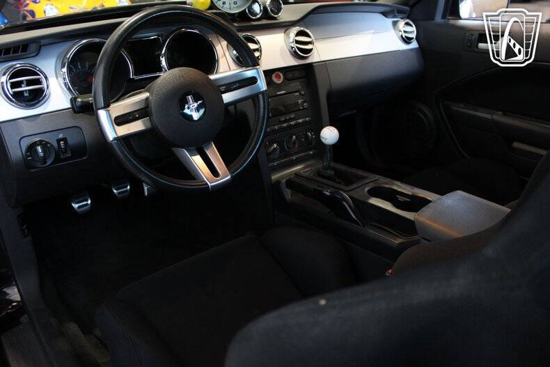 2005 Ford Mustang
