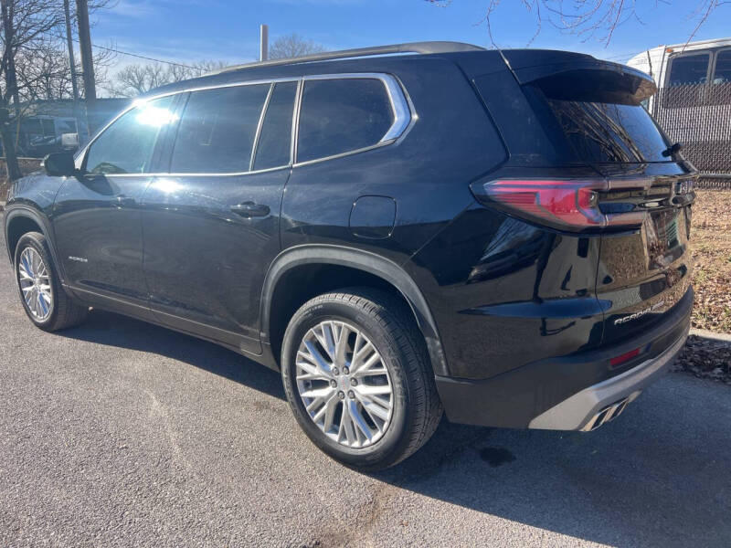 2024 GMC Acadia Elevation