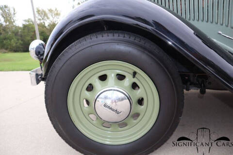 1933 Plymouth Model PC