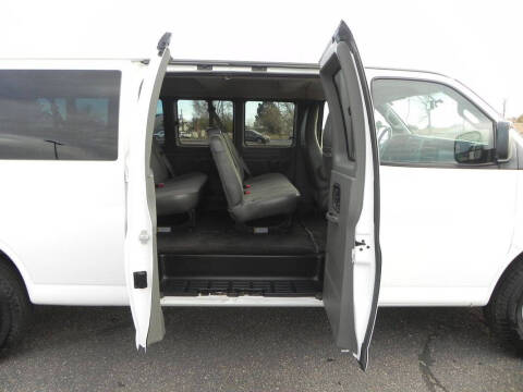 2017 Chevrolet Express LT 3500